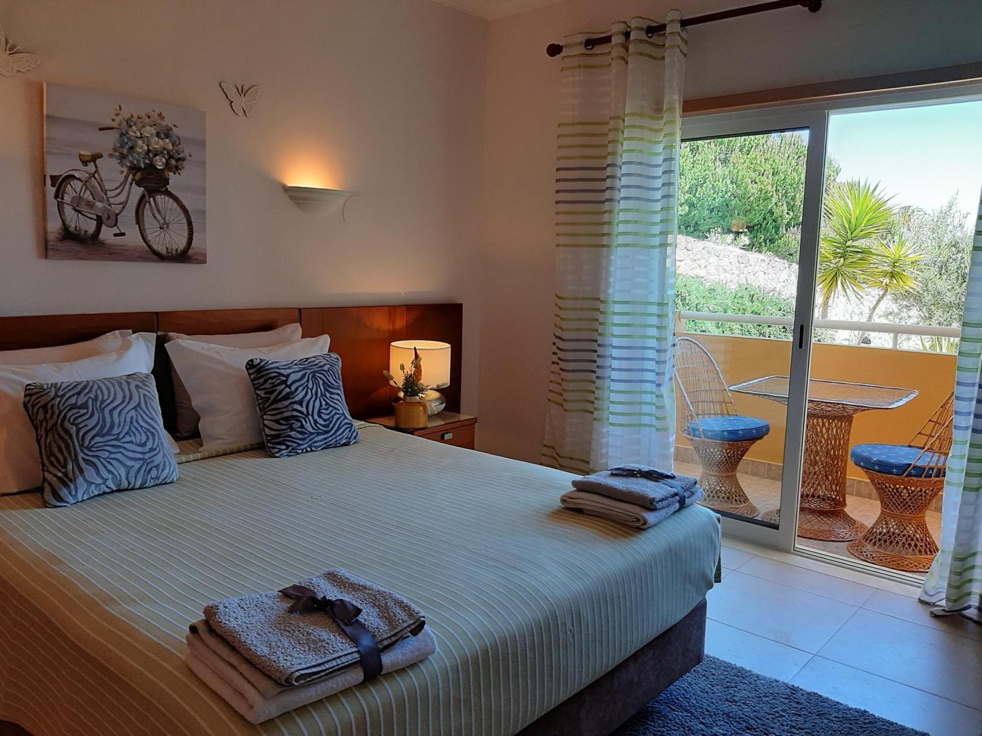 Lucie Lime Guesthouse Praia Da Luz Exterior photo